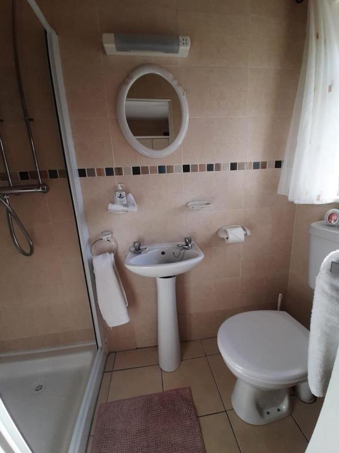 Greenway Lodge B&B Achill Sound 외부 사진